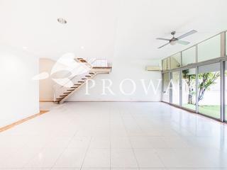 Pok Fu Lam - Bisney Villas 03