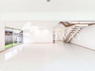Pok Fu Lam - Bisney Villas 05