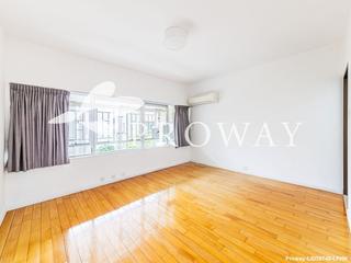 Pok Fu Lam - Bisney Villas 06
