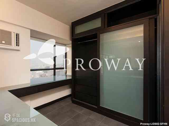 Mid Levels Central - The Grand Panorama 07