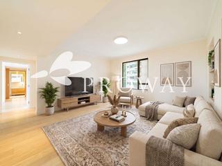 Mid Levels Central - Chung Tak Mansion 03