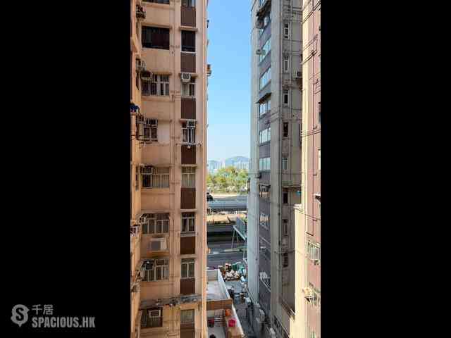 Sheung Wan - Ka Yue Building 02