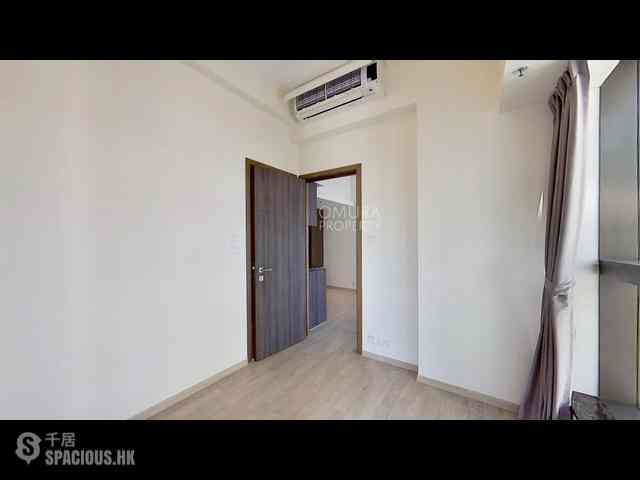 Mid Levels West - 18 Mosque Street 09