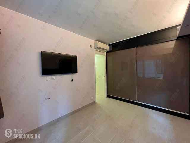 Mid Levels Central - Goldwin Heights 07