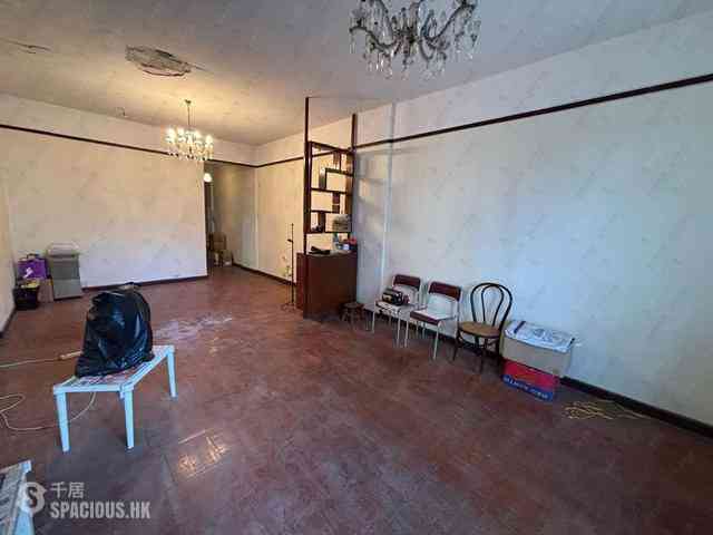 Mid Levels Central - Best View Court Block 66, Macdonnell Road 10