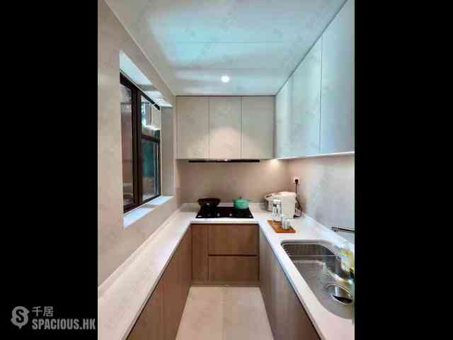 Shek Tong Tsui - The Belcher's Phase 1 Block 3 08