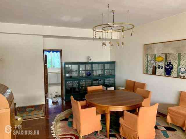 Chung Hom Kok - Cypresswaver Villas 03