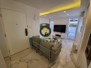 Sai Ying Pun - Fook Moon Building 04