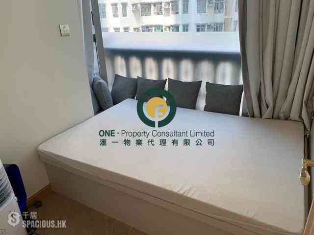 Sai Ying Pun - 63, Pokfulam 06
