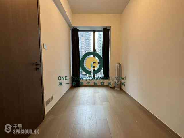 Sai Ying Pun - 15 Western Street 07