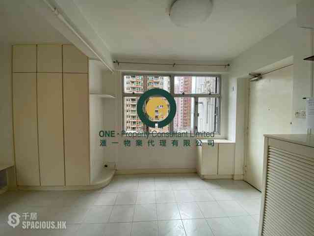 Kennedy Town - Kam Ho Court 03