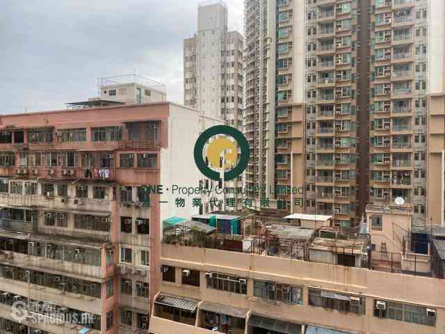 Kennedy Town - Kam Ho Court 08