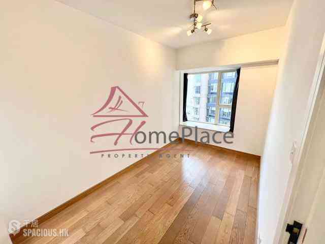 Soho - Centrestage 04