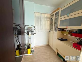 Sai Wan Ho - Lei King Wan Sites B Block 8 Yat Wah Mansion 05