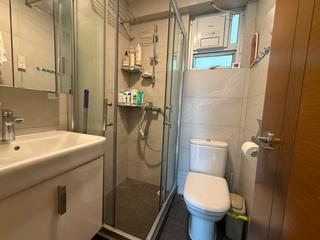 Sai Wan Ho - Lei King Wan Sites B Block 8 Yat Wah Mansion 05
