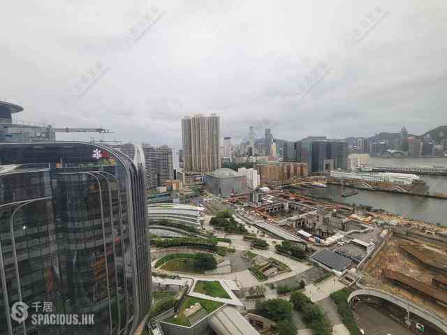 West Kowloon - The Arch Star Tower (Block 2) 08