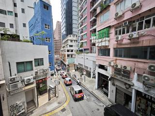 Central - Chung Shan House 10