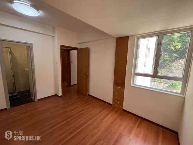Mid Levels West - Realty Gardens London Court (Block 1) London Court 08