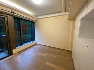 Shau Kei Wan - Island Garden Block 2 07