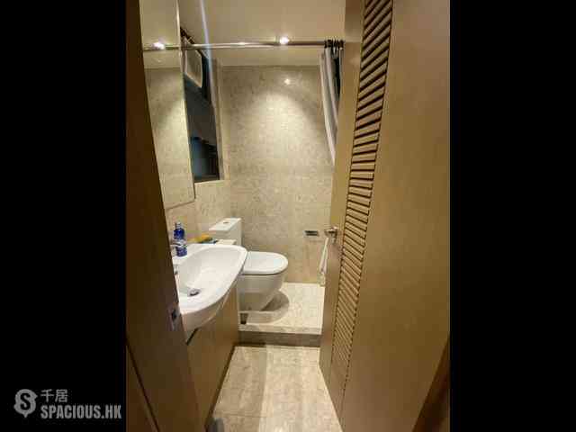 Shau Kei Wan - Island Garden Block 2 09
