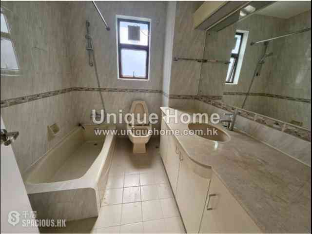 Repulse Bay - South Bay Villas 06