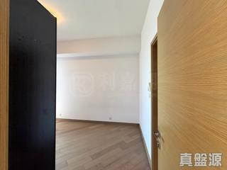 Tseung Kwan O - The Wings Ocean Wings Block 8 07