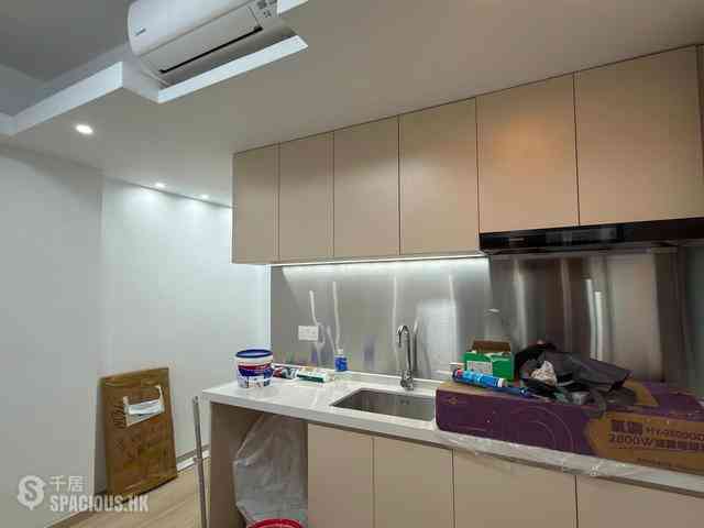 Wan Chai - Hung Fook Mansion 08