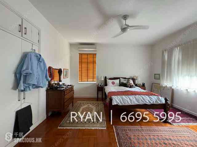 Repulse Bay - South Bay Villas 06