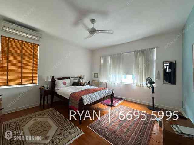 Repulse Bay - South Bay Villas 07