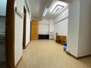 Sai Ying Pun - Chung Ah Building 04