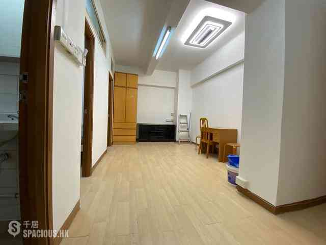 Sai Ying Pun - Chung Ah Building 04