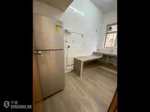 Sai Ying Pun - Chung Ah Building 08