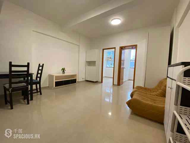 Sai Ying Pun - Chung Ah Building 02