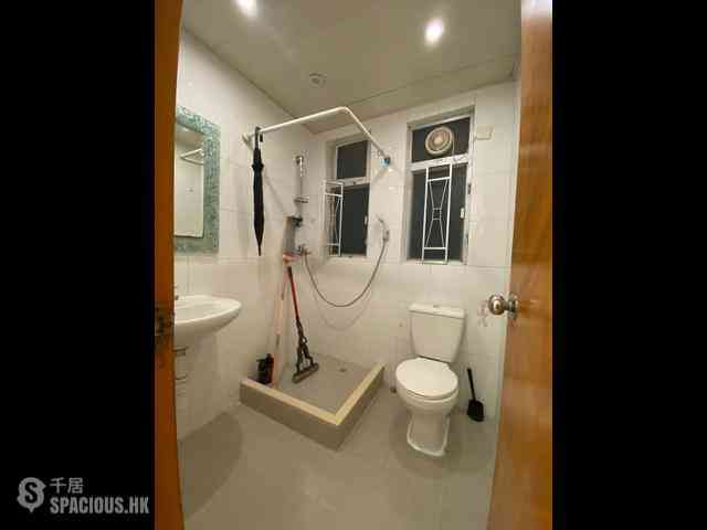 Sai Ying Pun - Chung Ah Building 08
