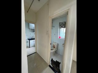 Sai Ying Pun - Lee Wah Mansion 06