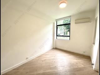 Shouson Hill - Country Villa Block 3 09