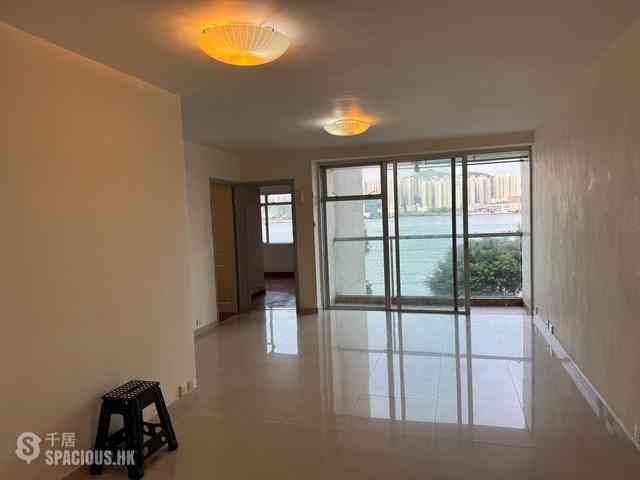Sai Wan Ho - Lei King Wan Sites A Block 4 Kwun Fung Mansion 01