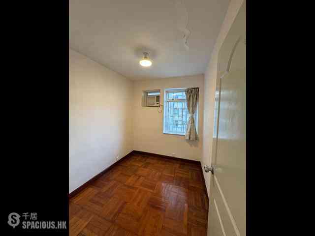 Sai Wan Ho - Lei King Wan Sites A Block 4 Kwun Fung Mansion 10