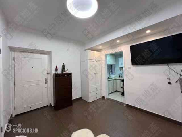 Mid Levels Central - Woodland Court 01
