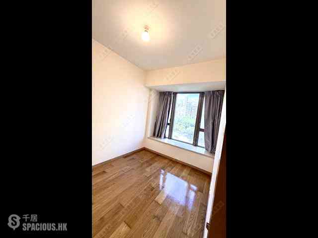 Tsim Sha Tsui - The Victoria Towers Tower 3 03