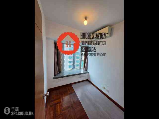 Tai Kok Tsui - Metro Harbour View Phase 2 Block 5 02