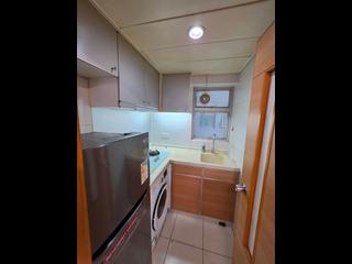 Tai Kok Tsui - Metro Harbour View Phase 2 Block 5 06