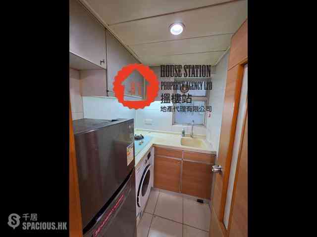 Tai Kok Tsui - Metro Harbour View Phase 2 Block 5 06