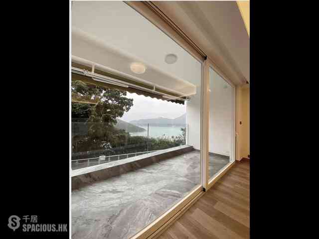 Repulse Bay - Villa Helvetia 01