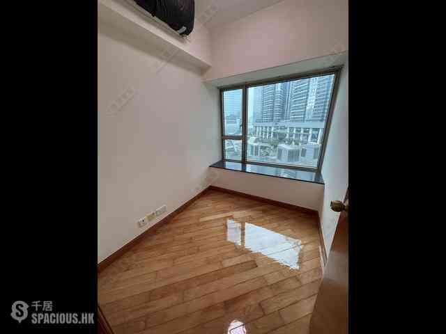 West Kowloon - Sorrento 08