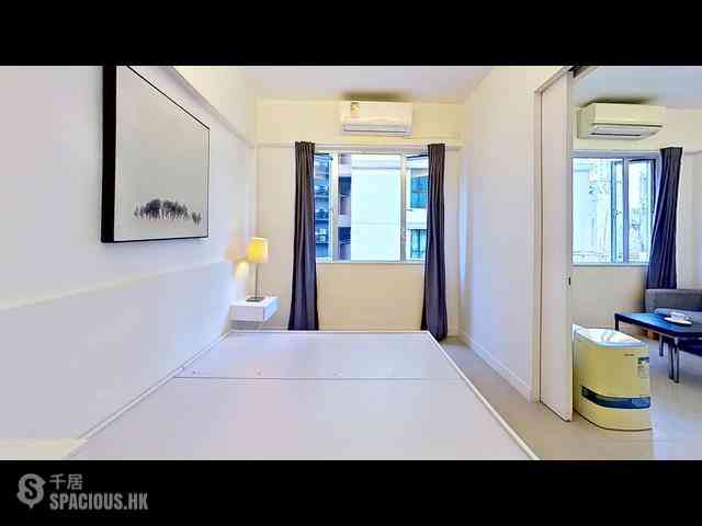Soho - 2-4, Staunton Street 18
