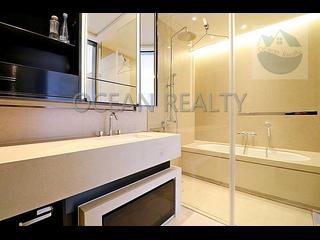 Clear Water Bay - Mount Pavilia 09