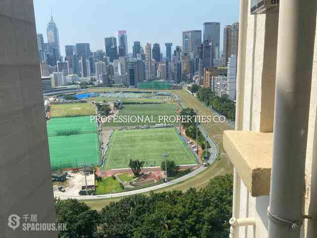Happy Valley - Karen Court 03