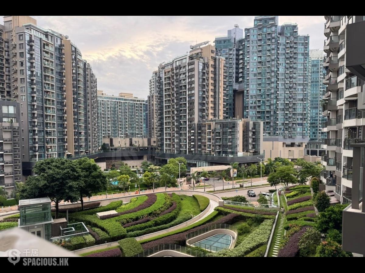 Tseung Kwan O - The Papillons Block 7 01