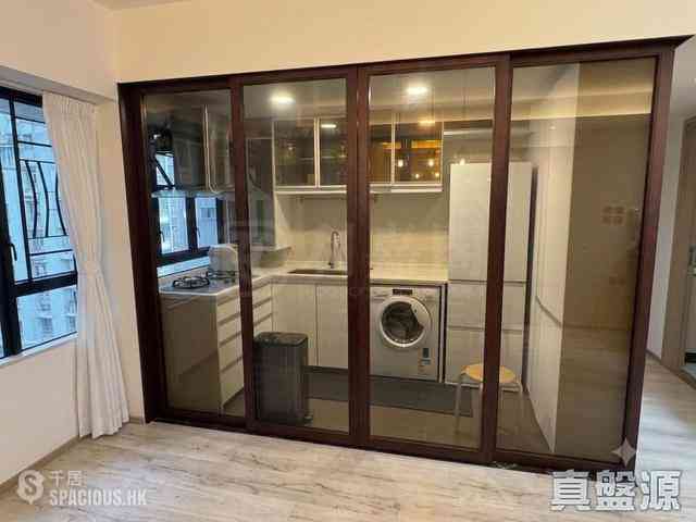 Mid Levels Central - Robinson Heights Block 3 02